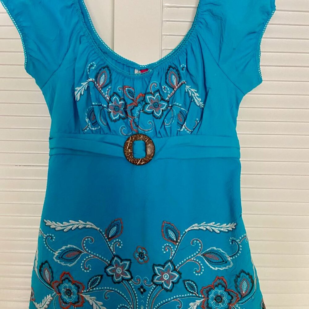 Embroidered Capped Sleeve Baby Doll Top - S - Picture 2 of 7